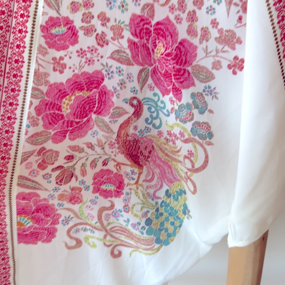Rose + Olive V-Neck Pink Floral Peacock Dolman Sleeve Lightweight Blouse Top S - Picture 5 of 9